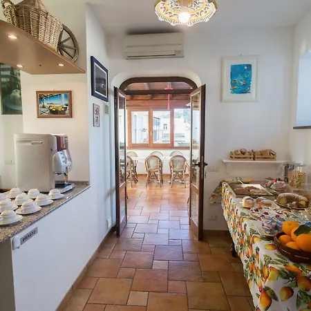 Diana Brown Nocleg ze śniadaniem Lipari (Isola Lipari)