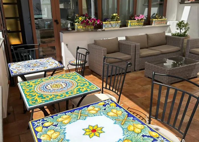 Diana Brown Lipari (Isola Lipari)