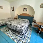 Diana Brown Lipari (Isola Lipari)